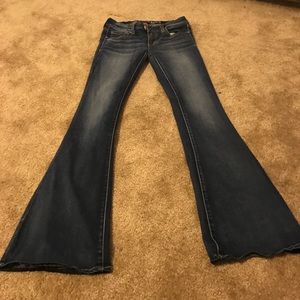 American Eagle Size 0 Boho Artist Jeans